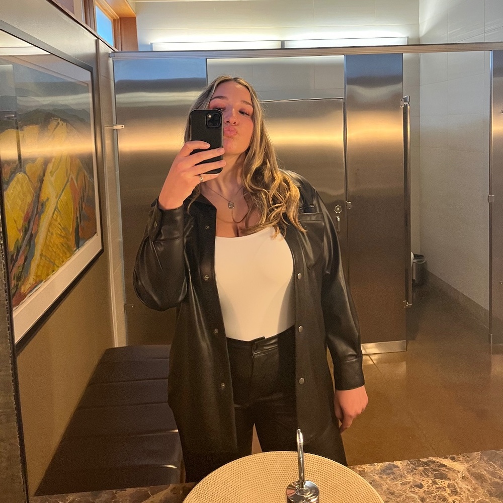 Meet your Posher, Hannah